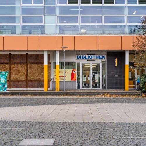 © bodo-uhse-bibliothek außen foto ba lichtenberg : stefan schubert.jpg